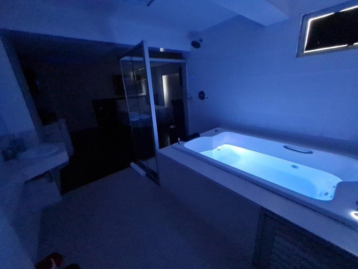 Jacuzzi Privativa No Coracao Da Pampulha Apartamento Belo Horizonte
